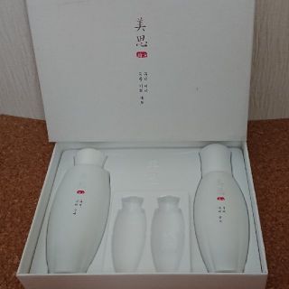 ミシャ(MISSHA)の★みえこ様専用★ミシャ［化粧水&乳液セット］(化粧水/ローション)