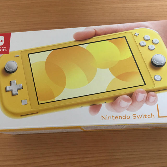 Nintendo Switch Lite イエロー