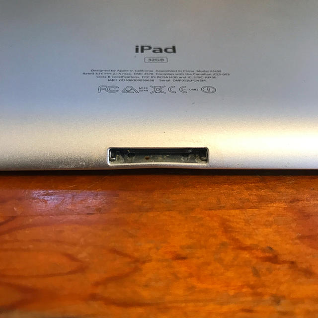 iPad(アイパッド)のiPad3 32GB A1430 ジャンク スマホ/家電/カメラのPC/タブレット(タブレット)の商品写真