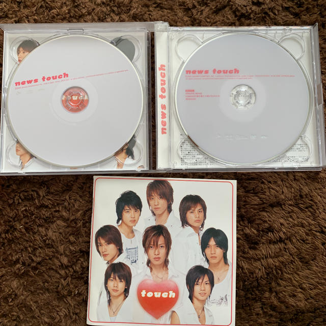 NEWS touch 初回盤　CD＋DVD エンタメ/ホビーのCD(ポップス/ロック(邦楽))の商品写真