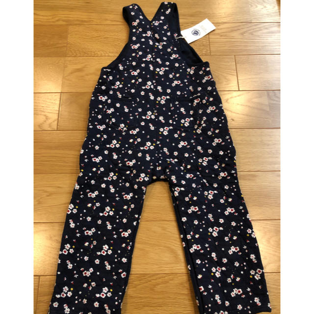 PETIT BATEAU(プチバトー)の[専用]Petit Bateauサロペット+ Chloeブラウス キッズ/ベビー/マタニティのキッズ服女の子用(90cm~)(その他)の商品写真