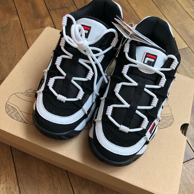 FILA  バリケード 23.5 厚底スニーカー