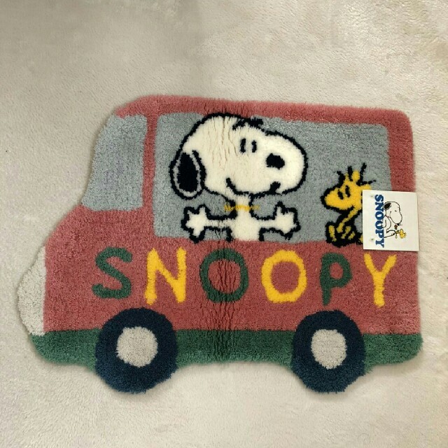 SNOOPY(スヌーピー)のスヌーピー バスマット インテリア/住まい/日用品のラグ/カーペット/マット(バスマット)の商品写真