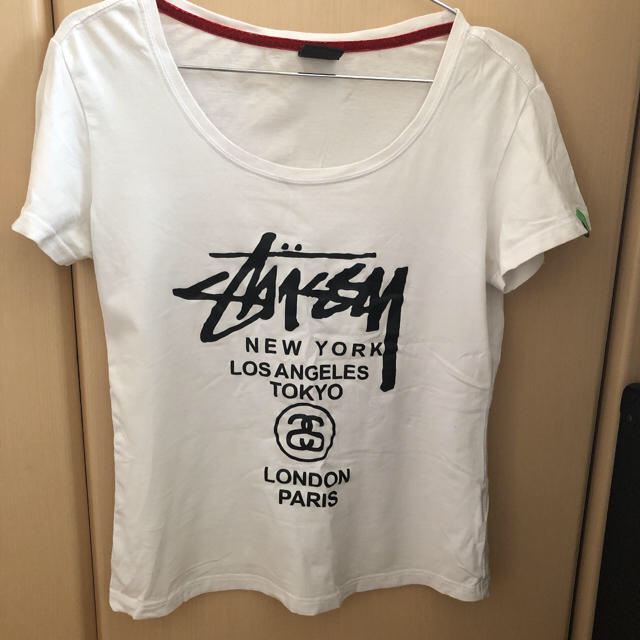 STUSSY(ステューシー)のSTUSSYレディースTシャツ レディースのトップス(Tシャツ(半袖/袖なし))の商品写真