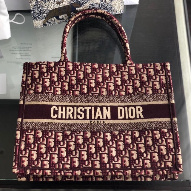 Dior(ディオール)のご専用です。dior ブックトート　スモール　パンプス レディースのバッグ(トートバッグ)の商品写真