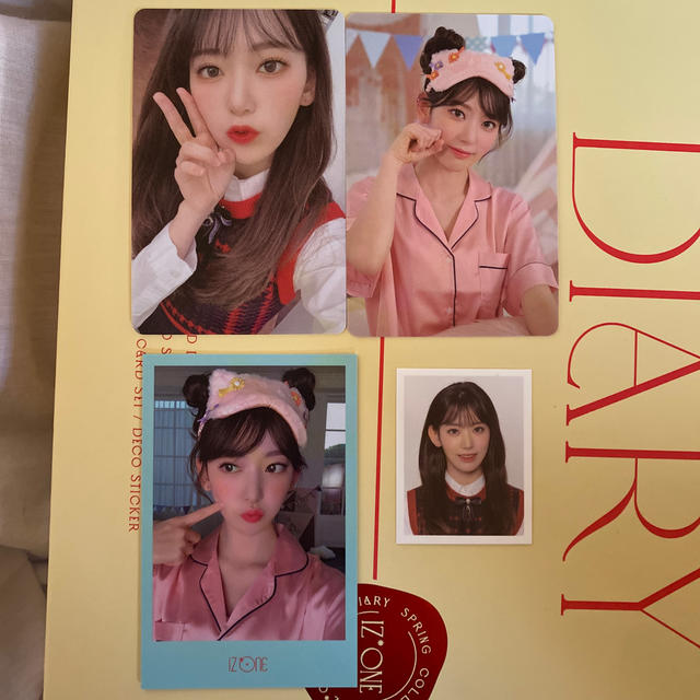 HKT48(エイチケーティーフォーティーエイト)のIZ*ONE Secret Diary 宮脇咲良 セット エンタメ/ホビーのCD(K-POP/アジア)の商品写真