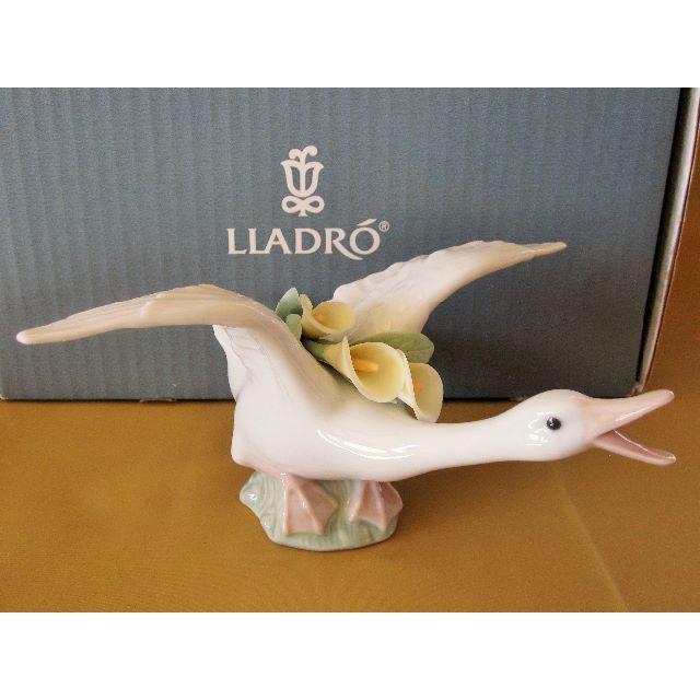 LLADRO (リヤドロ) かけあしのアヒル(ミズバショウ) 陶器 フィギュリン