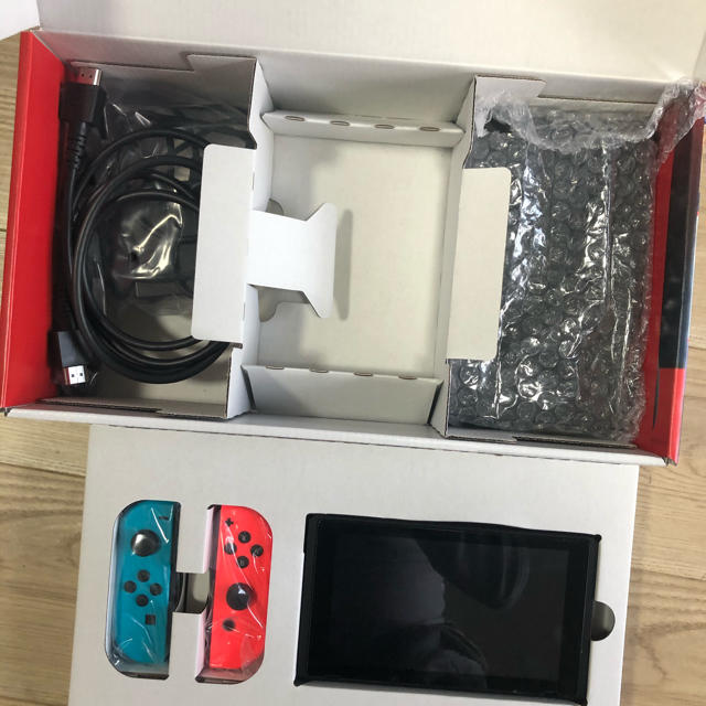 Nintendo Switch JOY-CON(L) ネオンブルー/(R) ネオ