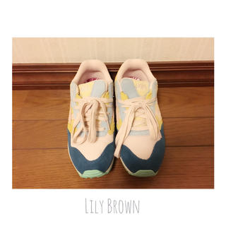 リリーブラウン(Lily Brown)のcollabo sneaker(スニーカー)