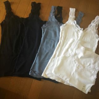 ユニクロ(UNIQLO)のユニクロ　2wayリブレースタンクトップ  5枚セット(タンクトップ)