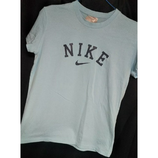 NIKE(ナイキ)のNIKETシャツ レディースのトップス(Tシャツ(半袖/袖なし))の商品写真