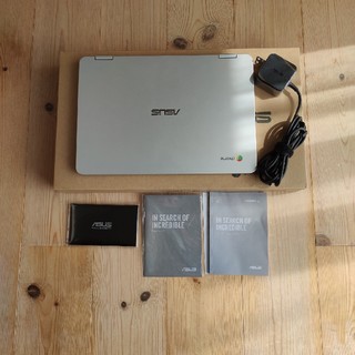 エイスース(ASUS)のASUS Chromebook C302CA-F6Y30(ノートPC)