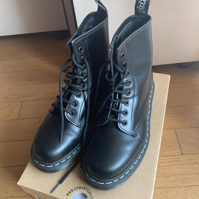 Dr.Martens ドクターマーチン　8ホール　1460 ホワイトステッチ