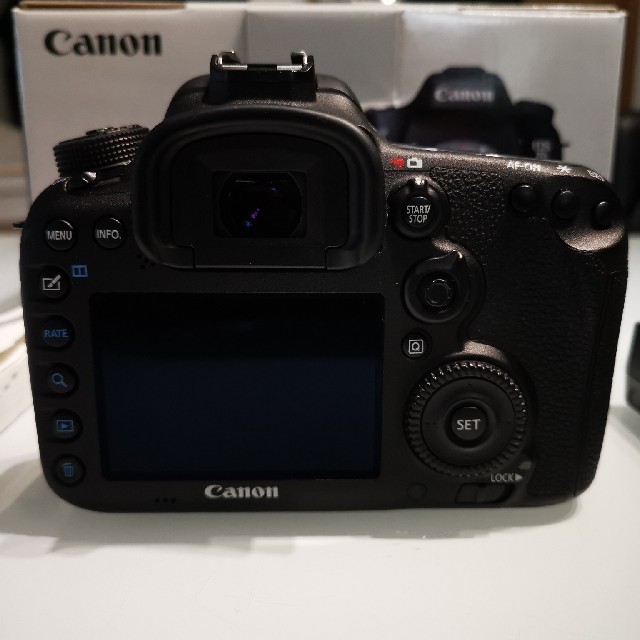 【MKさま専用】Canon EOS 7D MarkⅡ 美品