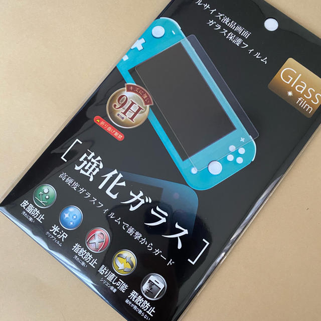 即購入可 任天堂スイッチ　保護フィルム　Nintendo　Switch Lite スマホ/家電/カメラのスマホアクセサリー(保護フィルム)の商品写真