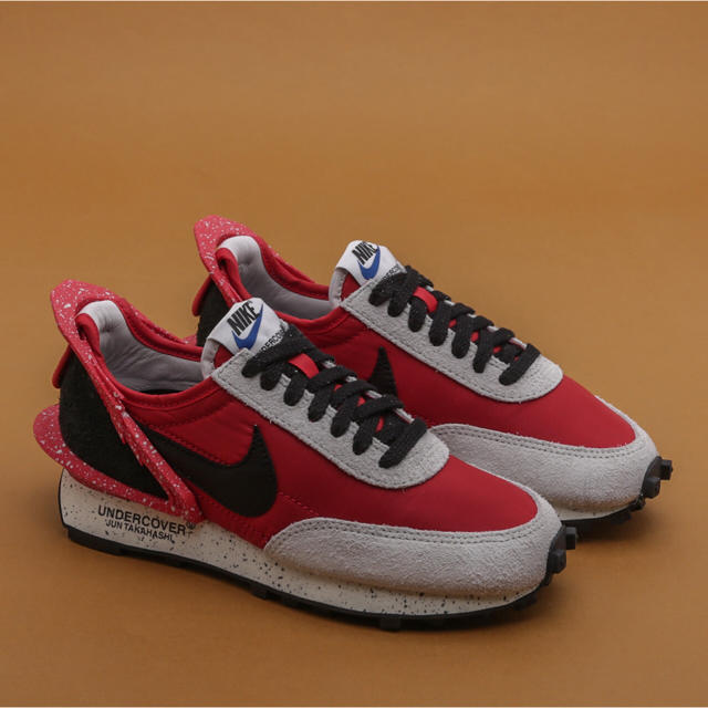 NIKE(ナイキ)の新品未使用 NIKE x UNDERCOVER DAYBREAK メンズの靴/シューズ(スニーカー)の商品写真