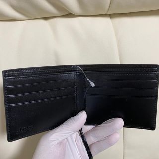 送料込み 未使用 VERSACE 二つ折り財布 レザー黒 本物 付属品あり