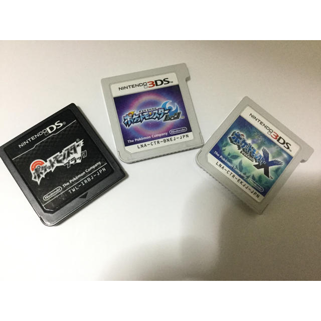 ニンテンドー3DS(ニンテンドー3DS)のポケットモンスター 3つ カセット エンタメ/ホビーのゲームソフト/ゲーム機本体(家庭用ゲームソフト)の商品写真