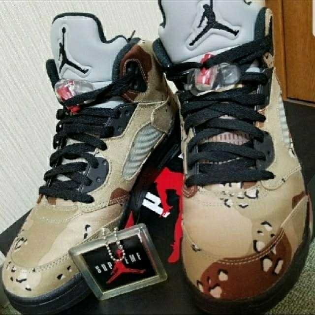 Supreme NIKE AIR JORDAN 5