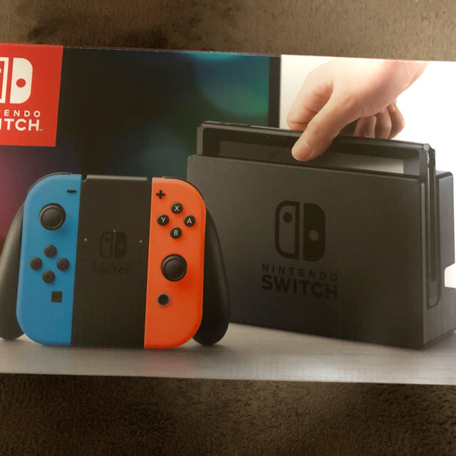 新品　Nintendo Switch本体