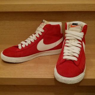 ナイキ(NIKE)のNIKE BLAZER MID  RED(スニーカー)