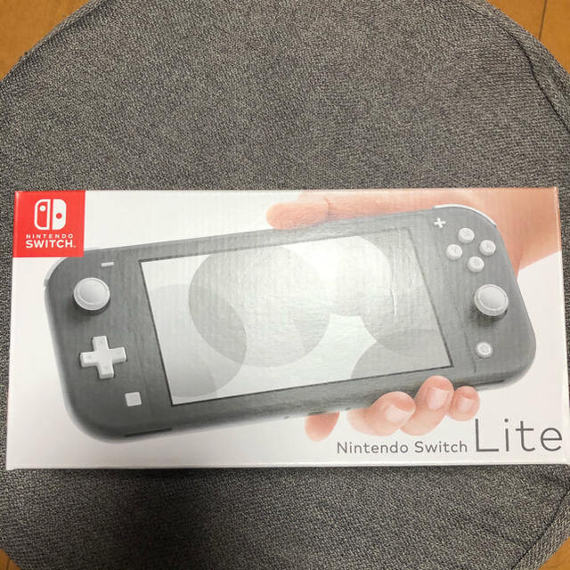 【新品・未使用・送料無料】スイッチライト+あつまれどうぶつの森セット