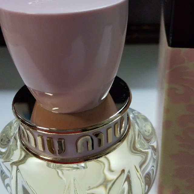 miumiu(ミュウミュウ)のミュウミュウ ⚠️中古⚠️ コスメ/美容の香水(香水(女性用))の商品写真