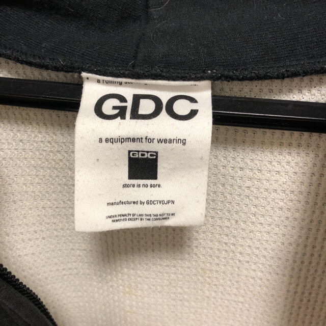 GDC(ジーディーシー)のGDC ジップパーカー LONDON ヘビーパーカー裏サーマル メンズのトップス(パーカー)の商品写真