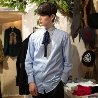 ミルクボーイ(MILKBOY)のmilkboy TUCKED RIBBON SHIRTS リボンシャツ(シャツ/ブラウス(長袖/七分))