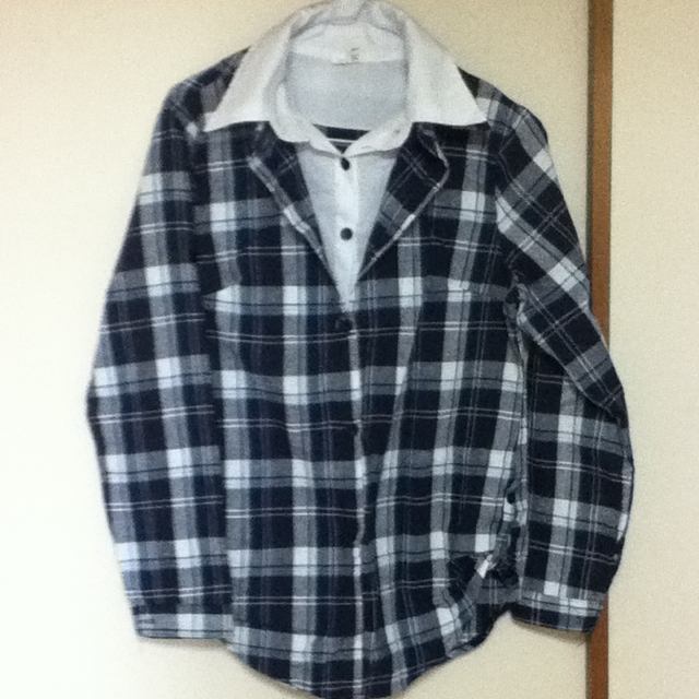 チェックシャツ☆紺 レディースのトップス(シャツ/ブラウス(長袖/七分))の商品写真