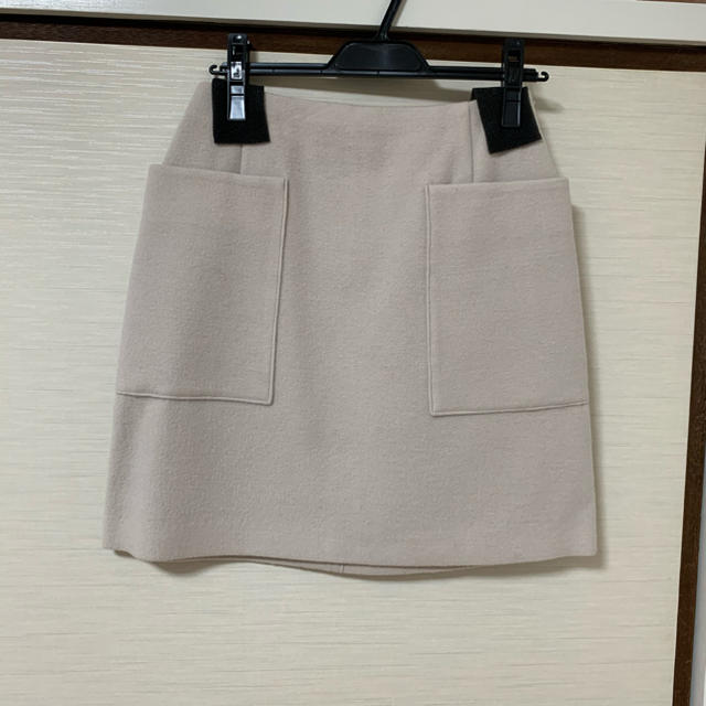 IENA(イエナ)のイエナ　台形スカート　ホワイト　36 レディースのスカート(ひざ丈スカート)の商品写真