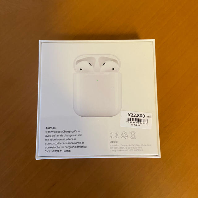 AirPods ワイヤレス充電ケース付属　第二世代　新品