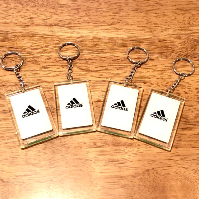 adidas(アディダス)の値下げ★超レア★アディダス adidas キーホルダー  メンズのファッション小物(キーホルダー)の商品写真