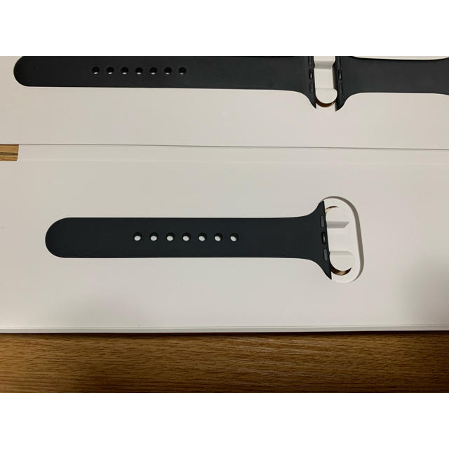 Apple Watch(アップルウォッチ)のApple Watch series4用　純正スポーツベルト44mm メンズの時計(腕時計(デジタル))の商品写真