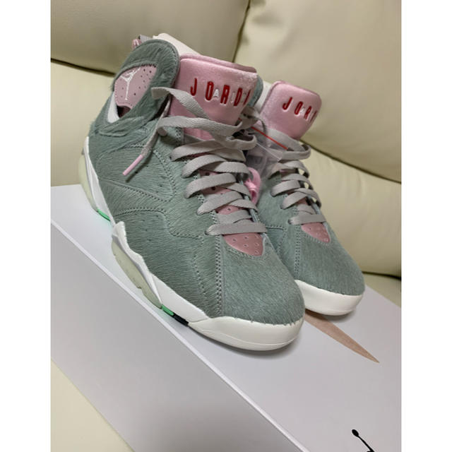 NIKE(ナイキ)のNIKE AIR JORDAN 7 SE "HARE 2.0" 25.5センチ メンズの靴/シューズ(スニーカー)の商品写真