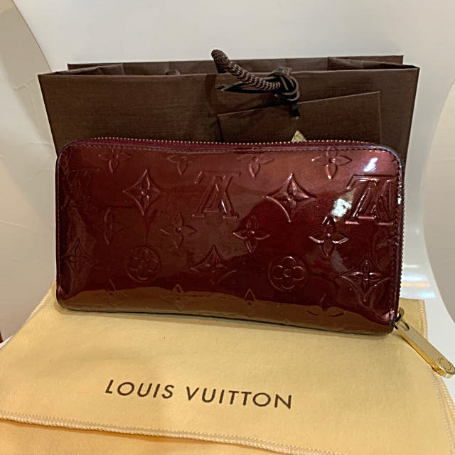 LOUIS VUITTON - LOUIS VUITTON ジッピーウォレット ヴェルニ 長財布の通販 by ジェシー's shop｜ルイ