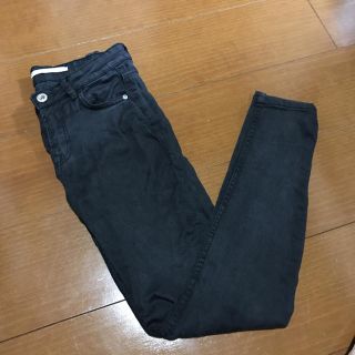 ザラ(ZARA)のスキニー  ZARA 32(スキニーパンツ)