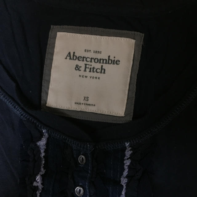 Abercrombie&Fitch(アバクロンビーアンドフィッチ)のアバクロ Ｔシャツ レディースのトップス(Tシャツ(半袖/袖なし))の商品写真