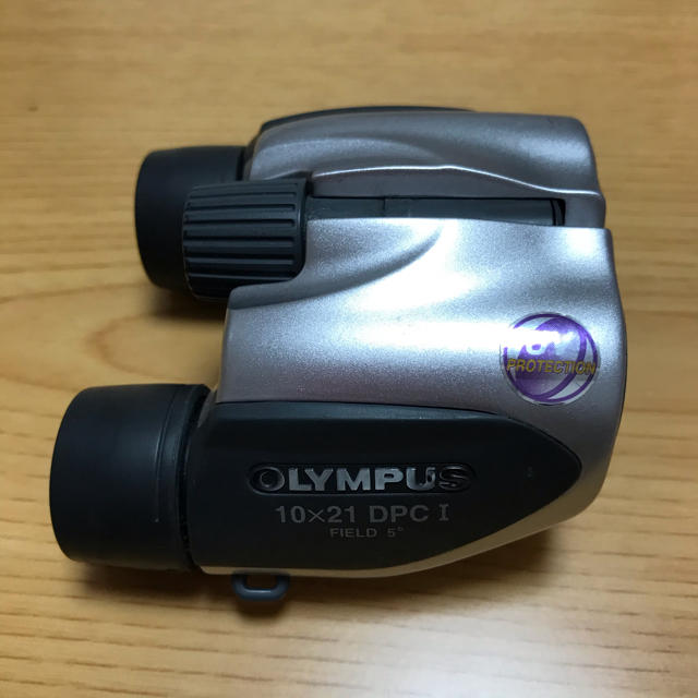 OLYMPUS(オリンパス)のOLYMPUS 双眼鏡 10X21 DPC I スポーツ/アウトドアのアウトドア(その他)の商品写真