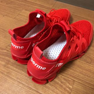 シュプリーム(Supreme)の靴(スニーカー)