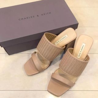 チャールズアンドキース(Charles and Keith)のCharles &Keith 今期新作　♡ 38サイズ　8cmヒール　サンダル(サンダル)