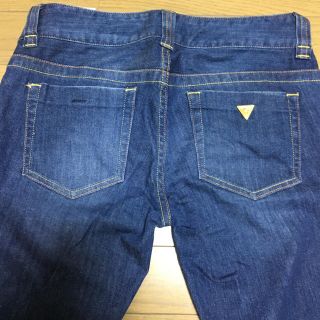 ゲス(GUESS)のGUESSスキニーデニム(デニム/ジーンズ)