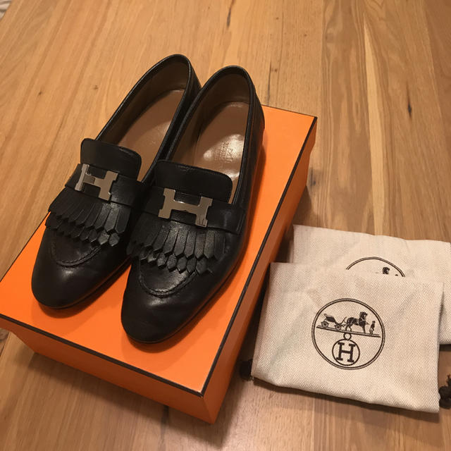 売上実績NO.1 Hermes - HERMESエルメス フリンジローファー ロワイヤル