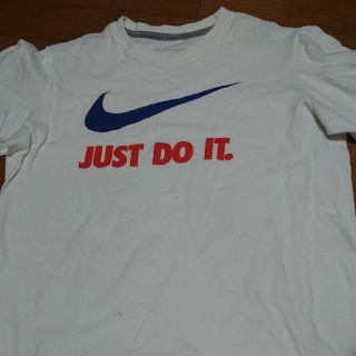 ナイキ(NIKE)の     NIKE    Tシャツ   白(Tシャツ/カットソー(半袖/袖なし))