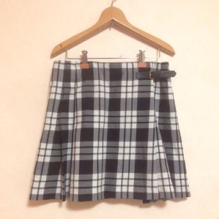 ユニクロ(UNIQLO)のブロックチェック巻きスカート(ミニスカート)