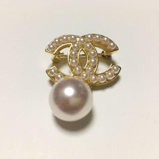 シャネル(CHANEL)の♥時間限定値下げ♥ノベルティブローチ(ブローチ/コサージュ)