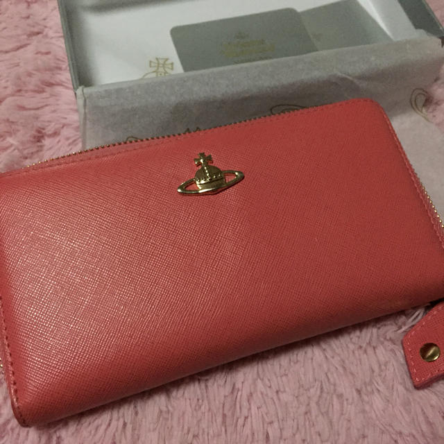 Vivienne Westwood(ヴィヴィアンウエストウッド)のvivienne ピンク 財布 レディースのファッション小物(財布)の商品写真