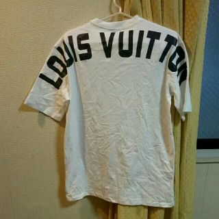 LOUIS VUITTON - ルイヴィトン Tシャツ バックプリントの通販 by N