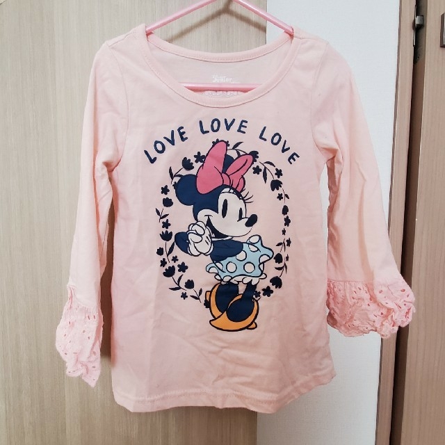 Disney(ディズニー)のディズニー　ミニーマウス　Tシャツ キッズ/ベビー/マタニティのキッズ服女の子用(90cm~)(Tシャツ/カットソー)の商品写真