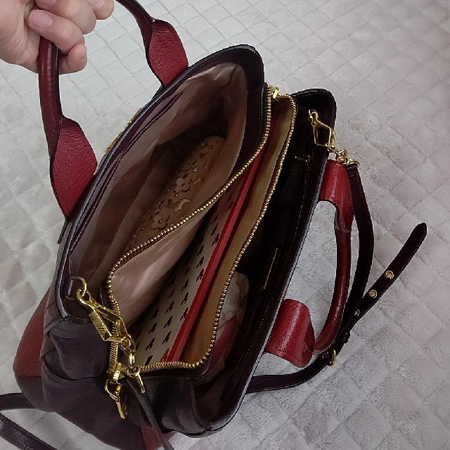 miumiu(ミュウミュウ)のハンドバッグ レディースのバッグ(ショルダーバッグ)の商品写真